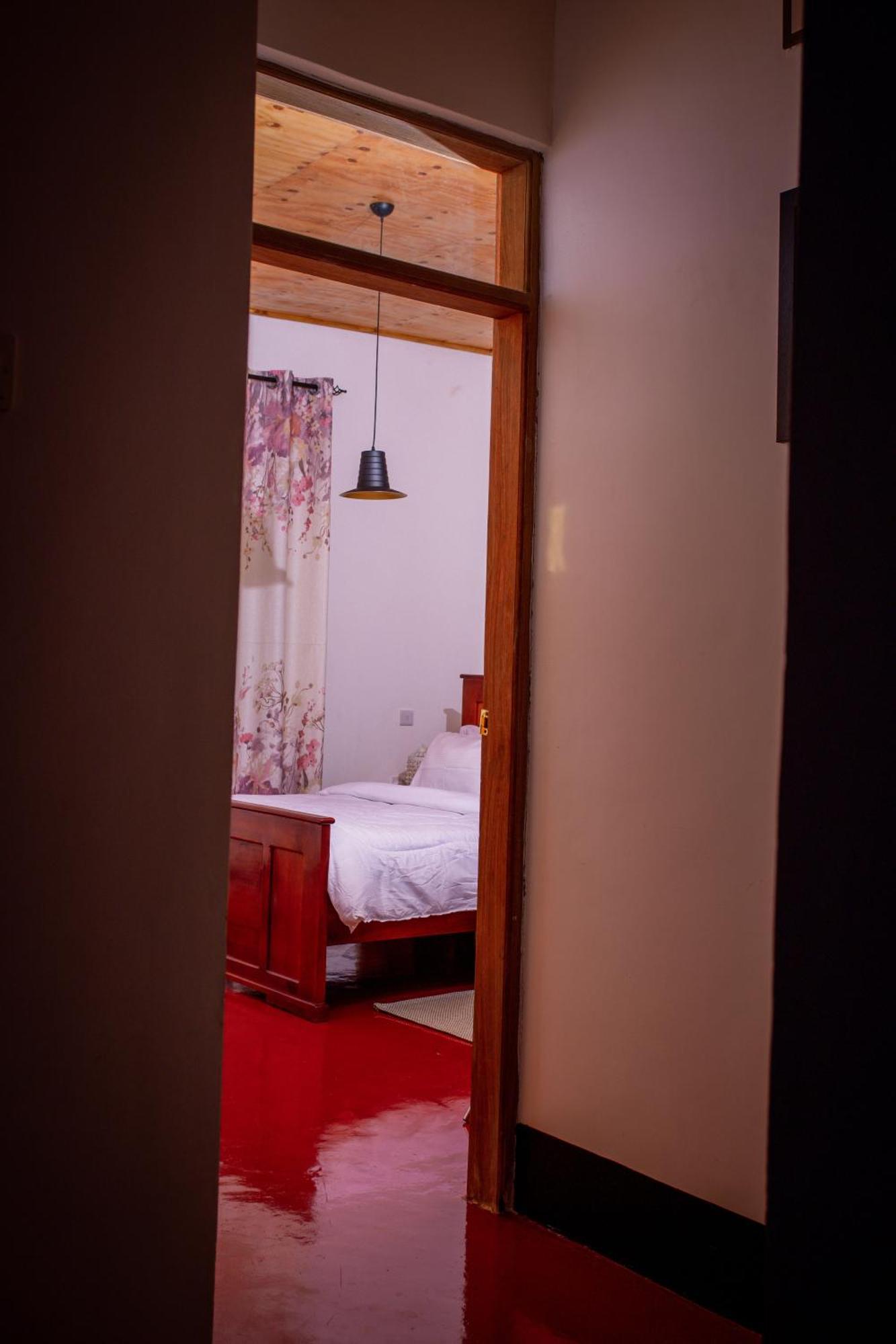 Royal Homestay Moshi Exterior photo