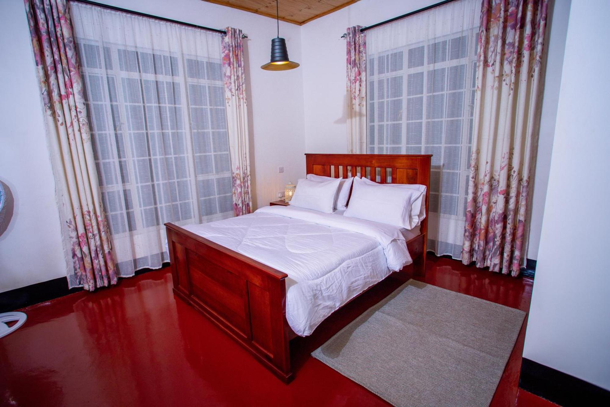 Royal Homestay Moshi Exterior photo